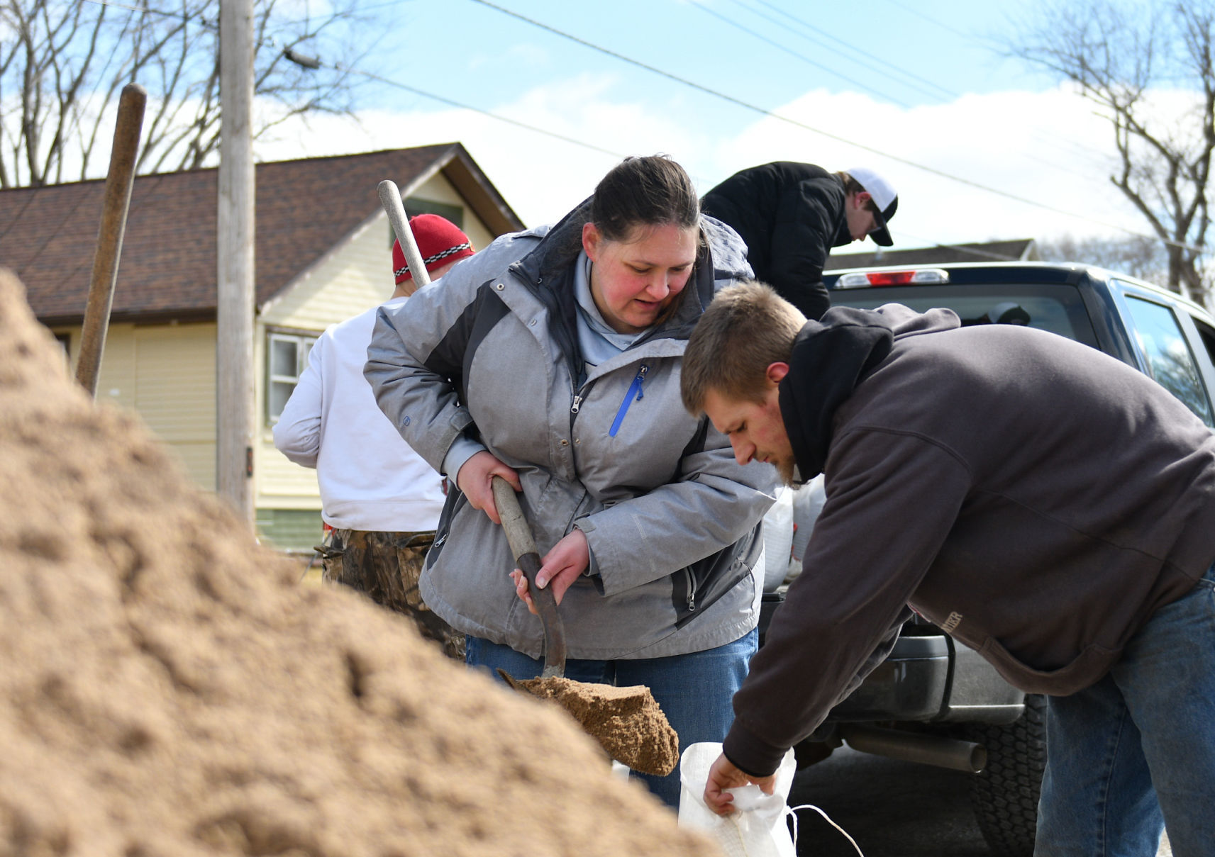 031619-mda-nws-sandbags-004a.JPG